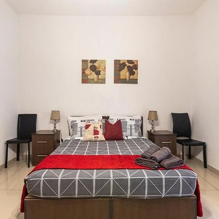 Superbly Located Cosy 2-Bedroom Apartment Valletta Eksteriør billede